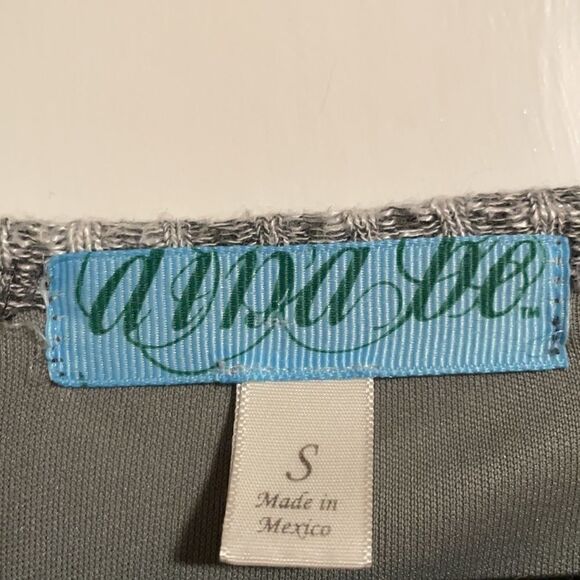 Dina Be lined side tail scoop neck marled grey knit tunic size S - Picture 4 of 8